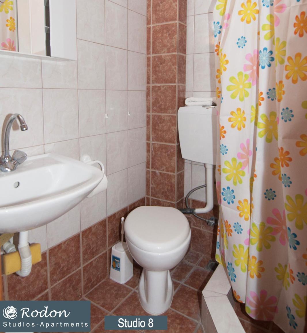 Rodon Apartments - S Avdimioti Nea Roda Extérieur photo