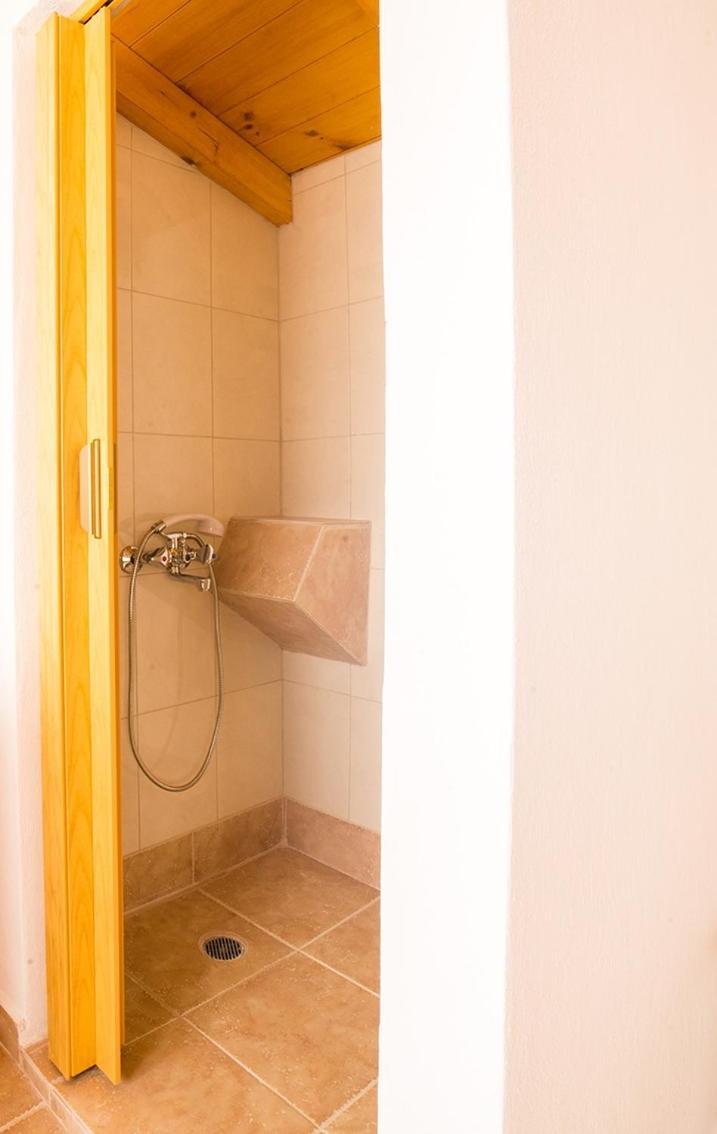 Rodon Apartments - S Avdimioti Nea Roda Extérieur photo