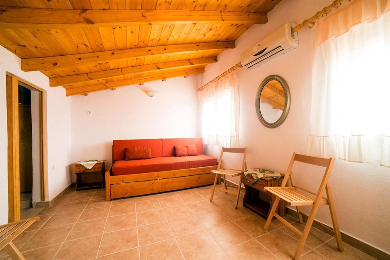 Rodon Apartments - S Avdimioti Nea Roda Extérieur photo