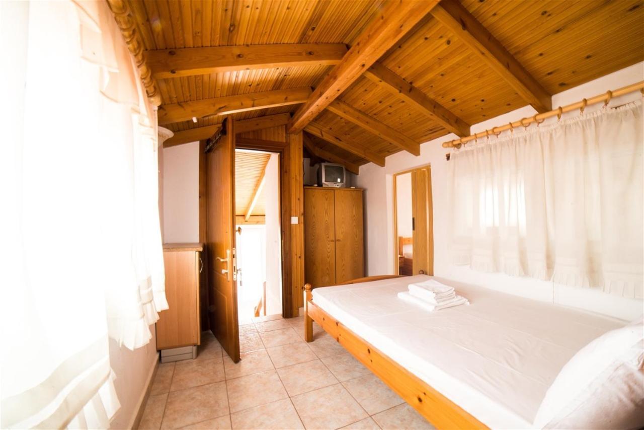 Rodon Apartments - S Avdimioti Nea Roda Extérieur photo