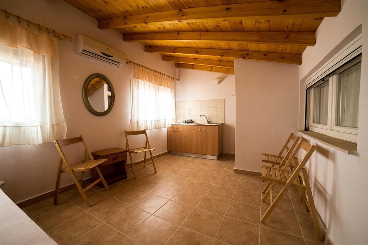 Rodon Apartments - S Avdimioti Nea Roda Extérieur photo